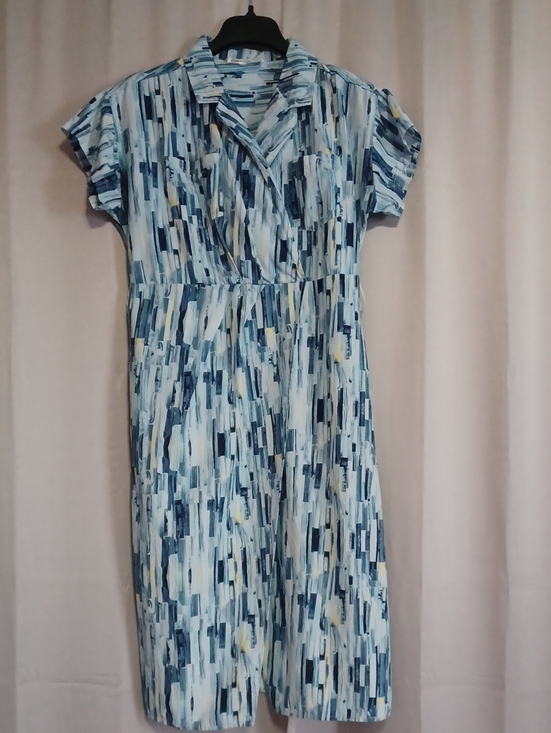89th & Madison Dresses & Skirts - 89th&Madison Short Sleeve Faux Wrap Midi Dress Pockets Sz M Elastic Waist Blue